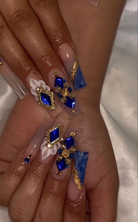 Royal Blue Quinceanera Nails Gold, Royal Blue Acrylic Nails With Gold, Blue N Gold Nails, Dark Blue Quince Dress With Gold, Quinceanera Makeup Royal Blue And Gold, Navy Blue And Gold Prom Dress, Quinceanera Nails Blue And Gold, Dark Blue And Gold Nails Acrylic, Royal Blue And Gold Wedding Dress