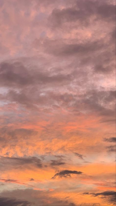 Sky Photoshop, Autumn Instagram, Pretty Skies, Sky Photography Nature, Sky Moon, Sky Pictures, Look At The Sky, Sunset Wallpaper, Pretty Sky