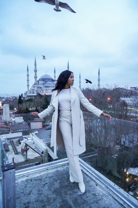 Istanbul best Rooftops, Things to do in Istanbul Winter In Istanbul Outfit, What To Wear In Istanbul In October, What To Wear In Istanbul, Poses In Istanbul, Istanbul Outfit Ideas, Istanbul In November, Autumn In Istanbul, April Travel, Things To Do In Istanbul