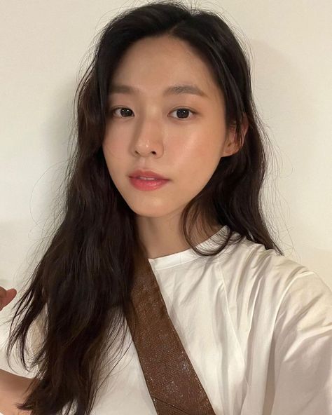 Instagram post by @s2seolhyuns2 - 13 Aug. 2022 Seol Hyun, Aoa Seolhyun, Kim Seol Hyun, Korean Actors, Selfies, Actresses, Instagram Post, Instagram Posts, Beauty