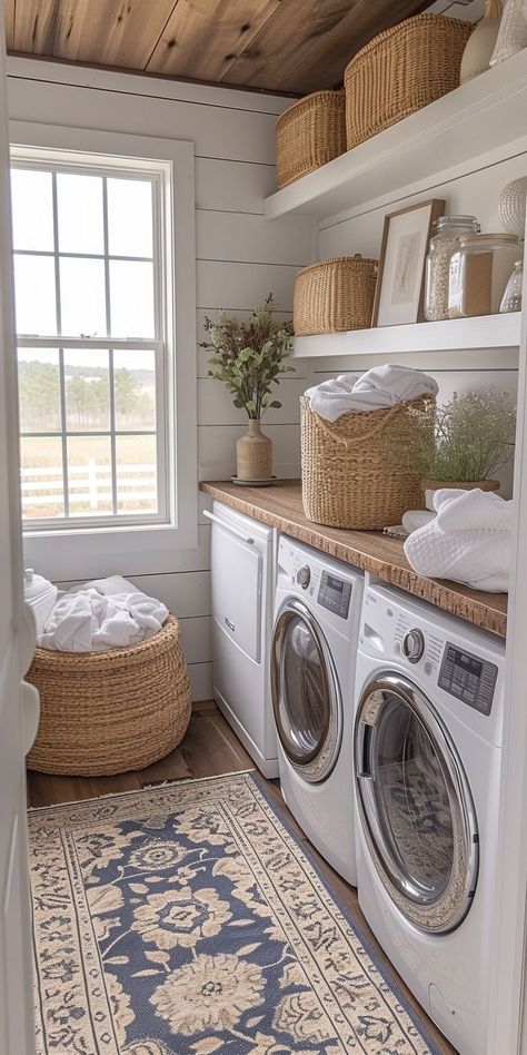 Cottage Mudroom, Dream Laundry Room, Laundry Room Layouts, Laundry Room Renovation, Dream Life House, تصميم للمنزل العصري, Laundry Room Inspiration, Laundry Room Remodel, Laundry Room Diy