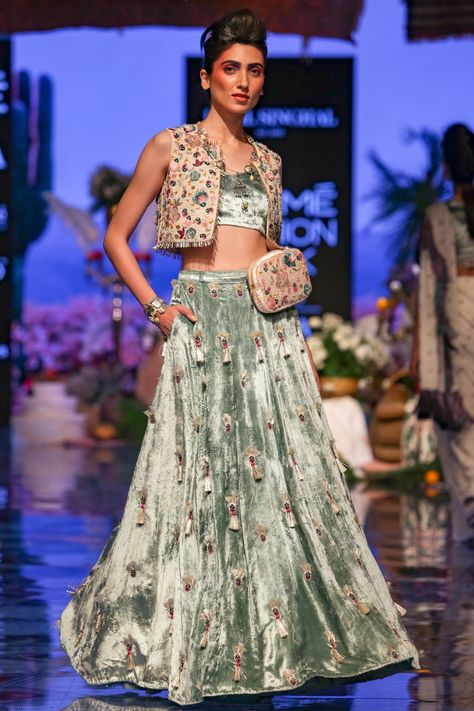 Jacket Lehenga, Velvet Bustier, Lehenga Design, Payal Singhal, Velvet Lehenga, Stitching Ideas, Sewing Fashion, Lengha Choli, Blue Lehenga