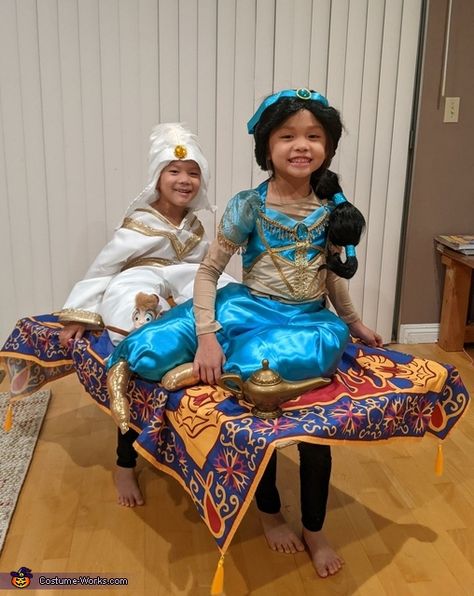 Alladin Costume Ideas, Aladdin Costume Kids, Jasmine Costume Kids, Coolest Halloween Costumes, Aladdin Play, Homemade Costumes For Kids, Halloween Costumes 2023, Aladdin Jr, Aladdin Magic Carpet