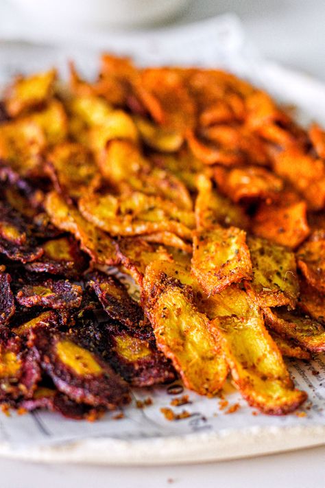 Air Fryer Carrot Chips Smashed Carrot Chips, Air Fryer Carrot Chips, Carrot Chips Air Fryer, Airfryer Snacks, Colorful Carrots, Carrot Chips, Mediterranean Cooking, Feeding Therapy, Kid Snacks