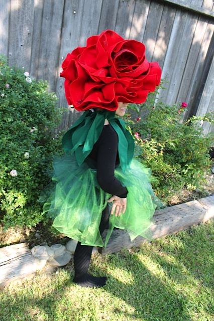 My daughter's "Rose" costume for her role in Beauty and the Beast Dandelion Costume, Flower Costume Diy, Wind Up Doll Costume, Carnaval Kids, Broken Doll Costume, Zombie Costume Kids, Costume Fleur, Best Diy Halloween Costumes, Halloween Outdoor Decoration