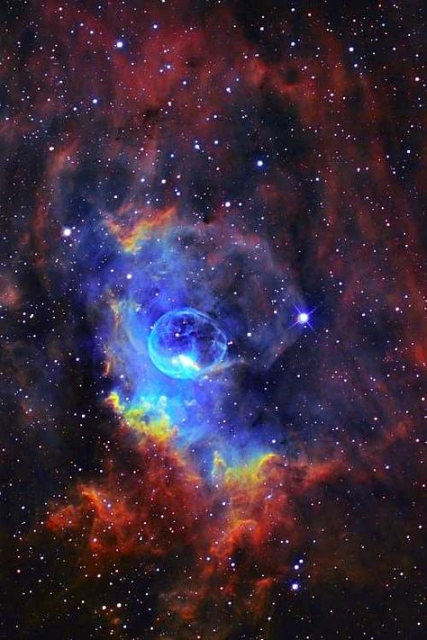 The Bubble Nebula NGC 7635 Bubble Nebula, Art Spatial, Tapeta Galaxie, Hubble Space, Space Photos, Space Images, Space Pictures, Galaxies Stars, Hubble Space Telescope