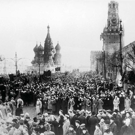 Russian Revolution-1917 Russian Revolution 1917, October Revolution, Union Of Soviet Socialist Republics, Bolshevik Revolution, Moscow Kremlin, Russian Revolution, Russian History, Imperial Russia, Red Square