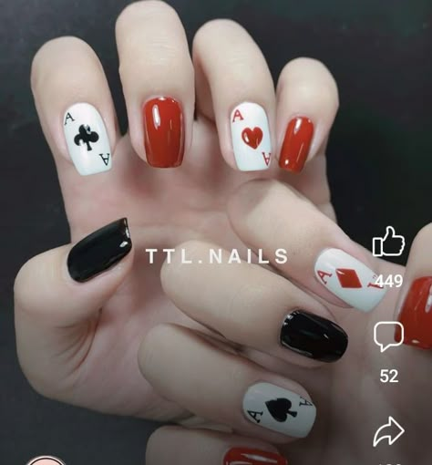 Queen Of Hearts Nail Art, Card Nails Design, Playing Card Nails, Las Vegas Nails Ideas, Queen Of Hearts Nails, Card Nails, Rodeo Nails, Nail Halloween, Cartoon Nail Designs