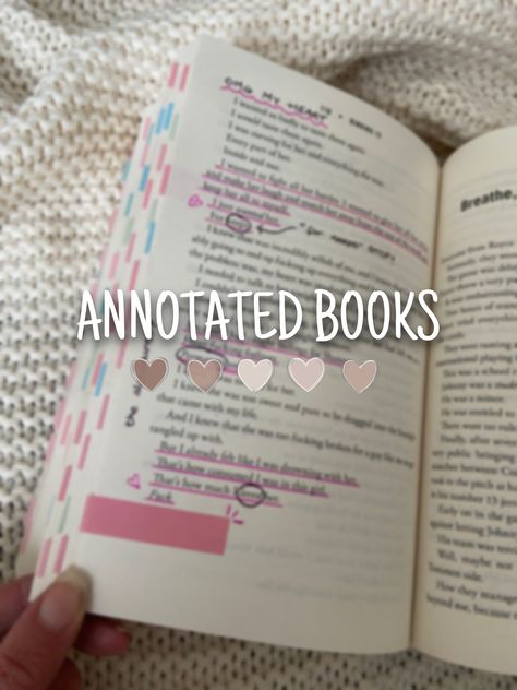 Annotated Book Gift Ideas, Popular Books For Teens, Must Read Books For Teens, How To Annotate A Book, Annotate A Book, Annotation Livre, Annotated Book, Annotating Books, Annotated Books