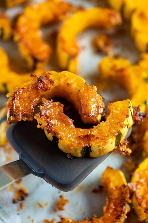 Parmesan Garlic Delicata Squash Keto Delicata Squash Recipe, Baked Delicata Squash Recipe, Delicata Squash Roasted, Delicate Squash, Inspired Taste, Delicata Squash Recipe, Roasted Delicata Squash, Recipe With Garlic, Roasted Vegetable Recipes