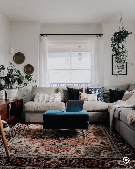 Grey sectional, navy velvet ottoman, plants, mid century modern tv stand, Persian rug. Shop the look!  www.mirandaschroeder.com Cozy Eclectic Living Room, Industrial Interior Style, Grey Couch, Eclectic Living Room, Trendy Home, Boho Living Room, Apartment Living Room, Modern Bohemian, Home Office Design