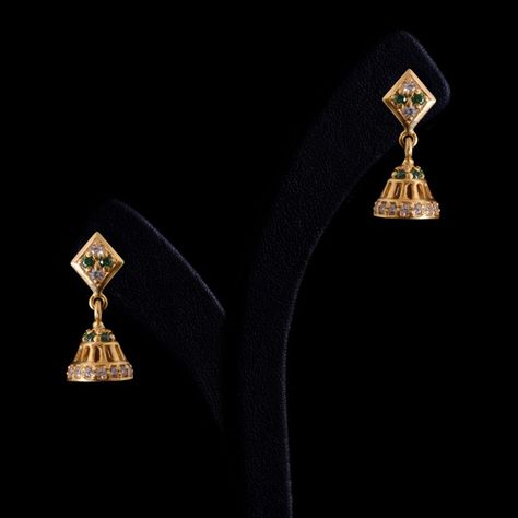 Small Tops Earrings Gold, Small Ear Rings Gold, Gold Earing Design New Small, Small Jhumkas Gold, Small Buttalu Earrings Gold, Small Gold Earrings Designs, Gold Earrings Designs New Model, Cheap Gold Jewelry, Gold Inspo