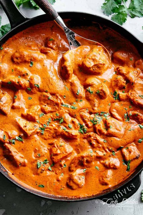 Gordon Ramsay Butter Chicken Recipe, Gordon Ramsay Butter Chicken, Butter Chicken Recipe Indian, Murgh Makhani, Butter Chicken Recipe Easy, Homemade Naan Bread, Butter Chicken Curry, Chef Gordon Ramsay, Cafe Delites