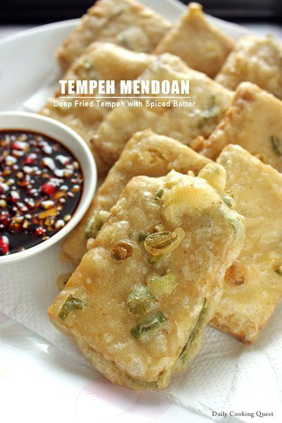 Fried Tempeh, Tempe Mendoan, Resep Steak, Finger Snacks, Vegan Appetizer, Kecap Manis, Tempeh Recipes, Mie Goreng, Ayam Bakar