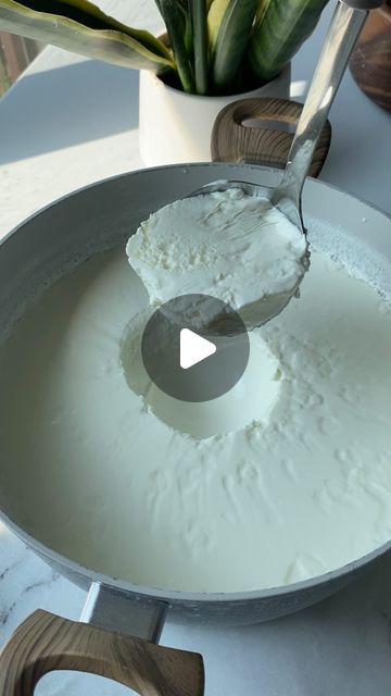 Bayan’s kitchen 🥣 on Instagram‎: "Homemade yogurt 🐮 (لبن) You’ll never buy yogurt again once you realize how easy it is to make at home!! If you follow these steps, you’ll have perfect yogurt every. Single. Time. 4L whole milk 2 tbs plain yogurt with “active bacterial cultures” Add all the milk to a large pot and heat it up on the stove, stirring constantly, just until it comes up to boil. At the first sign of boil, cut the heat. Reserve 1-2 ladles of the hot milk in a bowl and set aside How To Make Yogurt At Home, How To Make Yogurt, Yogurt Homemade, Yogurt Making, Homemade Yogurt Recipes, Making Yogurt, Homemade Tortillas, Homemade Yogurt, Yogurt Recipes