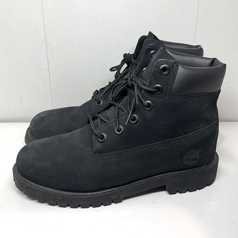 -All Black 6in Waterproof Timberland Boots. -Juniors Size. Men 5.5 -Worn Twice, In Excellent Condition. -Comes In Original Shoe Box. -Shoe Tag Included. Gold And Black Boots, Black Tims Outfits Men, Black Timbs Outfit Men, Black Timberland Outfits Men, Black Boots Outfit Men, Black Timberland Outfits, Black Timberland Boots Outfit, All Black Timberlands, Black Timbs