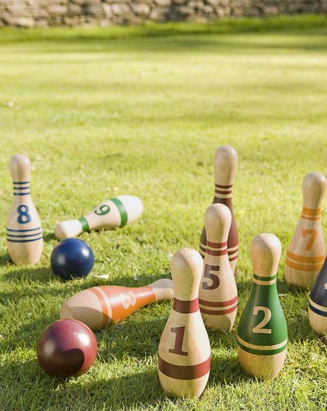 Bbq Party Games, Backyard Bbq Wedding Reception, Outdoor Bowling, Bbq Wedding Reception, Backyard Bbq Wedding, Reception Games, Backyard Bbq Party, Wedding Reception Games, Diy Lawn