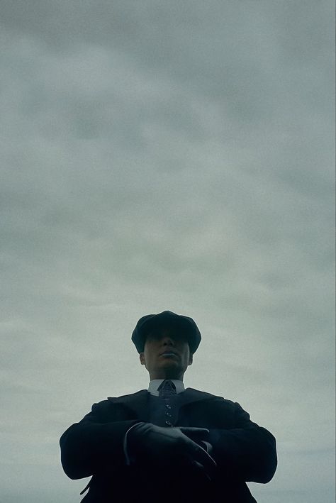 Peaky Blinders Theme, Destop Wallpaper, Peaky Blinders Poster, Peaky Blinders Wallpaper, Peaky Blinders Thomas, Peaky Blinders Tommy Shelby, Cillian Murphy Peaky Blinders, Iphone Wallpaper For Guys, Batman Pictures