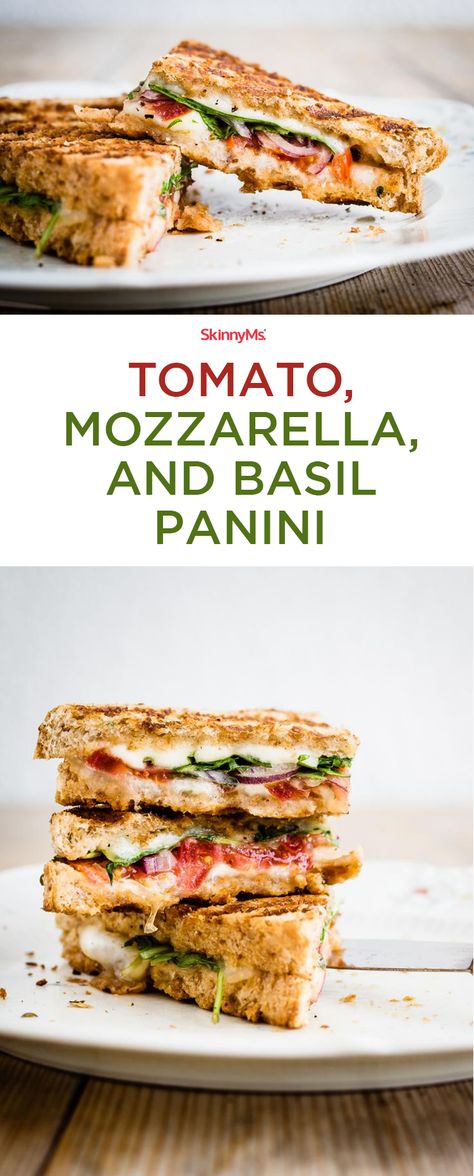 Super delicious, crisp Tomato, Mozzarella, and Basil Panini. Could not recommend this one more. Resep Sandwich, Pasta Vegetariana, Panini Recipes, Fest Mad, Tomate Mozzarella, Tomato Mozzarella, Makanan Diet, Juicy Tomatoes, Deilig Mat