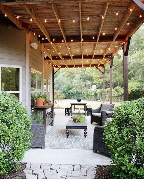 10 Under Deck Patio Ideas (2024) | Florida Homes and Living Basement Backyard, Walkout Basement Patio, Patio Under Decks, Easy Patio, Covered Patio Design, Walkout Basement, Patio Roof, House With Porch, Patio Makeover