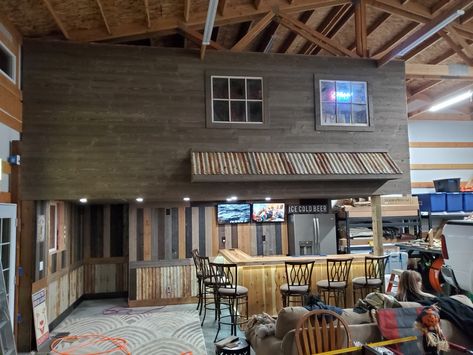 Rustic Theater Room, Pole Barn Man Cave Ideas, Saloon Man Cave, Shop Loft Ideas, Party Barn Interior, Barn Bar Ideas, Pole Barn Man Cave, Barn Man Cave, Home Pub Ideas