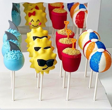 Beach Cake Pops, Splish Splash Birthday Party, Splish Splash Party, Rainbow Cake Pops, Soccer Birthday Cakes, Water Birthday, Pool Party Cakes, Splash Party, Twin Birthday Parties