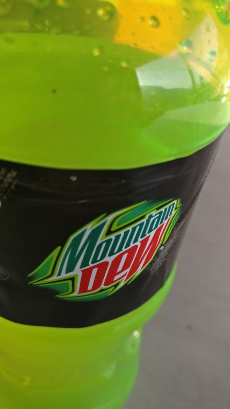 Mountain Dew Soft drink Cold Green Photo logo Photography Mountain Dew Snapchat Story, Mountain Dew Snap, Coldrinks Snap, Cold Drink Snapchat Stories, Soft Drinks Photography, Cold Drink Snap, Streak Ideas, Snap Snapchat, Snapchat Streak