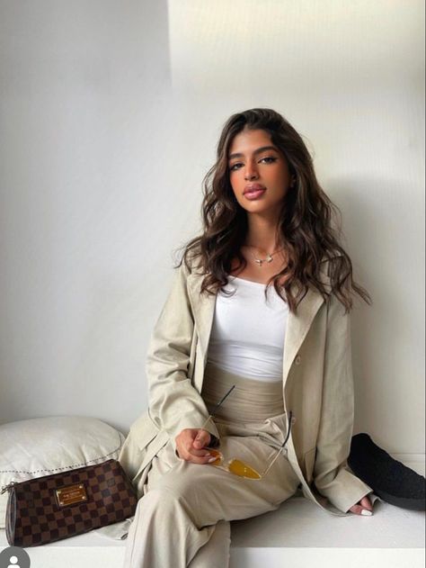 Kuwaiti Girl Outfit, Kuwaiti Girl Style, Kuwait Outfits, Kuwait Girls, Kuwait Girl Style, Kuwait Girl, Kuwaiti Girl, Kuwait Fashion, Girls Winter Outfits