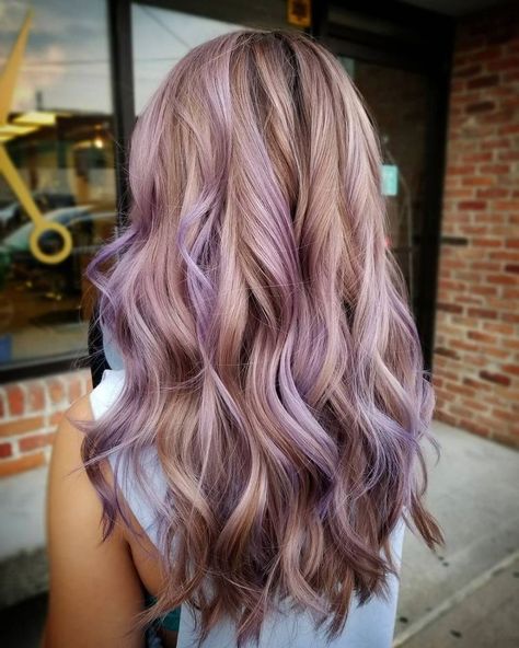 Fun Darker Hair Colors, Light Purple Highlights Brown Hair, Highlights Brown Hair Light, Highlights Brown Hair Caramel, Light Purple Highlights, Hair Highlights Brown, Lavender Balayage, Brown Hair Caramel, Ash Brown Hair With Highlights