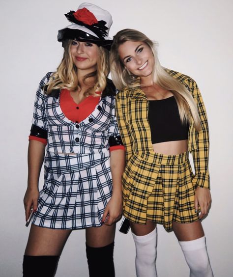 @Tashafarsaci Clueless - Cher and Dionne costume Dionne Halloween Costume, Cher And Dionne Costume, Clueless Cher And Dionne, Halloween Costume Duo, Costume Duo, Decades Costumes, Cher And Dionne, Decades Party, Ugh As If