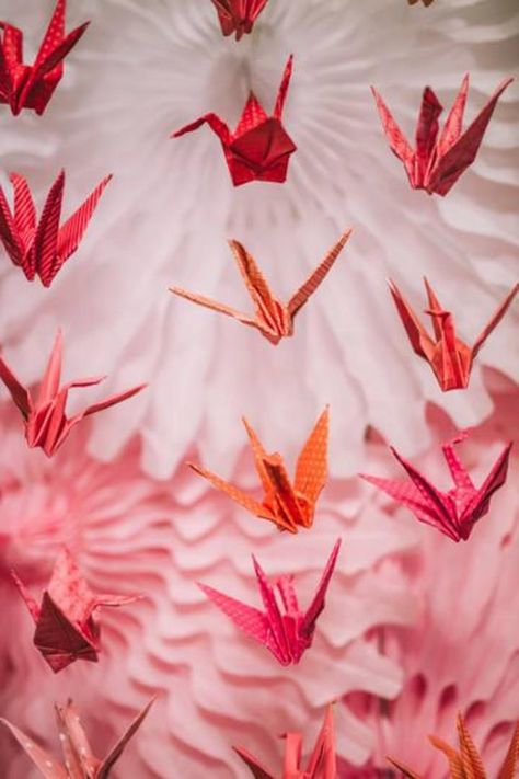 Japanese Themed Birthday Party, Japanese Themed Birthday, Japanese Themed Party, Japanese Theme Parties, Japan Party, Cherry Blossom Party, Chinese Birthday, Ombre Colour, Chinese Party