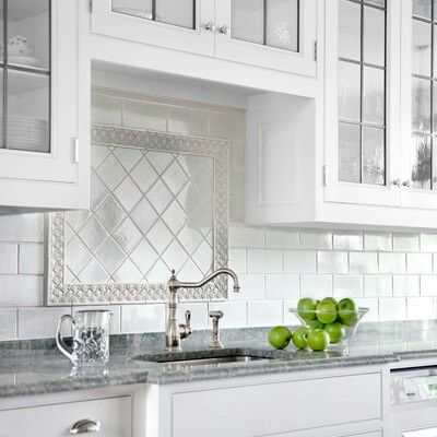 subway tile backsplash with pretty insert over sink Wallpaper Backsplash, Subway Tile Design, Subway Backsplash, Stove Backsplash, Farmhouse Backsplash, White Subway Tile Backsplash, Websites Inspiration, Subway Tile Kitchen, Herringbone Backsplash