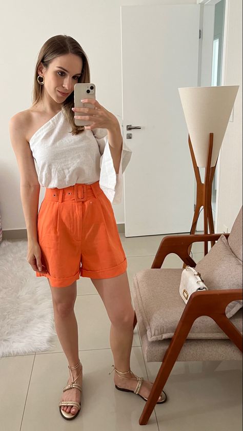 Short Naranja Outfit, Looks Com Short, Looks Jeans, Look Short, Outfit Mujer, Outfits Aesthetic, Look Fashion, Ideias Fashion, Summer Fashion