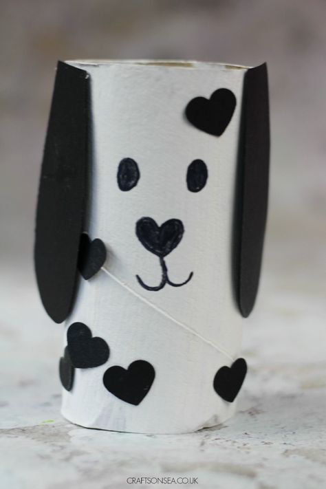 Dog Valentines Day Craft For Kids #kidscrafts #valentinescrafts Bowl Template, Roll Craft, Toilet Roll Craft, Owl Valentines, Children Crafts, Toilet Paper Crafts, Valentine's Day Crafts For Kids, Diy Toilet, Toilet Paper Roll Crafts