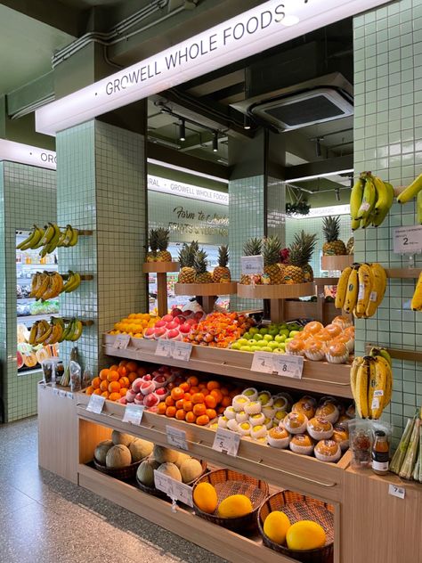 Fridge Display Retail Store Design, Juice Store, Deli Shop, Grocery Market, Grocery Store Design, Supermarket Design, Organic Fruits And Vegetables, Fruit Shop, Fruit Mixes