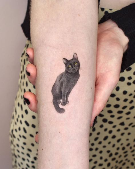 Cat Tattoo Ideas 11 Black Kitten Tattoo, Cat Face Tattoos, Cat Outline Tattoo, Black Cat Tattoo, Black Panther Tattoo, Kitten Tattoo, Sunflower Tattoo Sleeve, Cat Tattoo Simple, Tattoo For Boyfriend