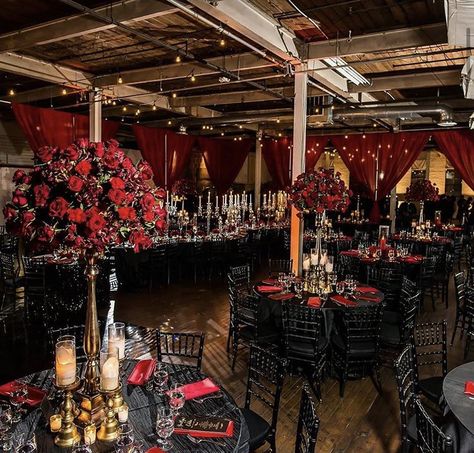 Quince Red And Black Theme, Vampire Diaries Quinceanera, Gothic Quinceanera Decorations, Gothic Quinceanera Theme, Black Quinceanera Ideas, Goth Sweet 16 Party Ideas, Black Red Wedding Theme, Vampire Quinceanera Theme, Vampire Quince