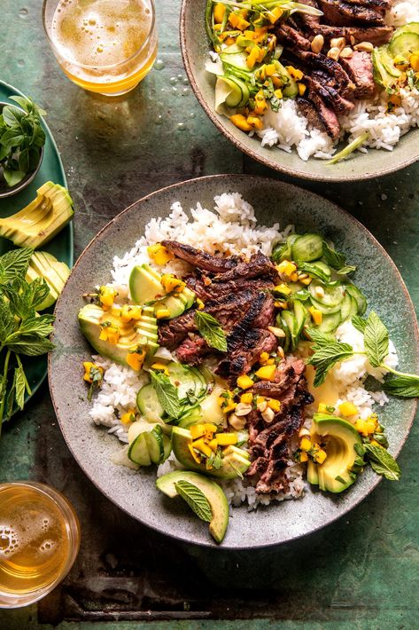 25 Minute Ginger Steak Cucumber Bowls. - Half Baked Harvest Cucumber Bowls, Ginger Steak, Thai Steak, Braised Chicken Breast, Half Baked Harvest Recipes, Pepper Salad, Honey Lime Chicken, Jalapeno Chicken, Spicy Honey