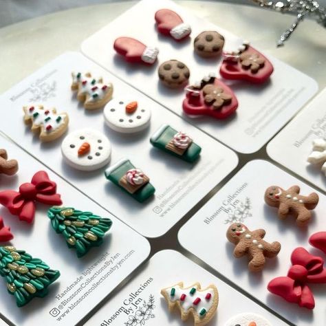 Holiday Clay Earrings Diy, Clay Winter Earrings, Gingerbread Clay Earrings, Snowman Clay Earrings, Christmas Clay Earrings Ideas, Winter Clay Earrings, Holiday Clay Earrings, Winter Polymer Clay Earrings, Christmas Earrings Polymer Clay