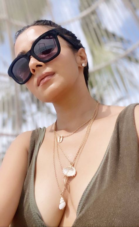 Shruti Sinha, Tina Datta, Anita Hassanandani, Tina Dutta, Pool Pictures, Black Monokini, Happy Birthday Beautiful, Pool Picture, Indian Tv Actress