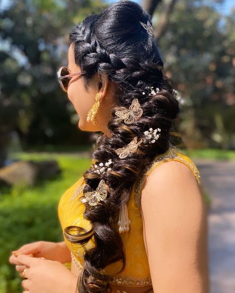 #Trending – Stunning Butterfly Hairstyles For Your Big Day! Butterfly Hairstyle, Mehndi Hairstyles, Bridemaids Hairstyles, Quinceanera Hairstyles, Fairy Hair, Quince Hairstyles, Butterfly Hair Clip, Braided Hairstyles For Wedding, Butterfly Hair