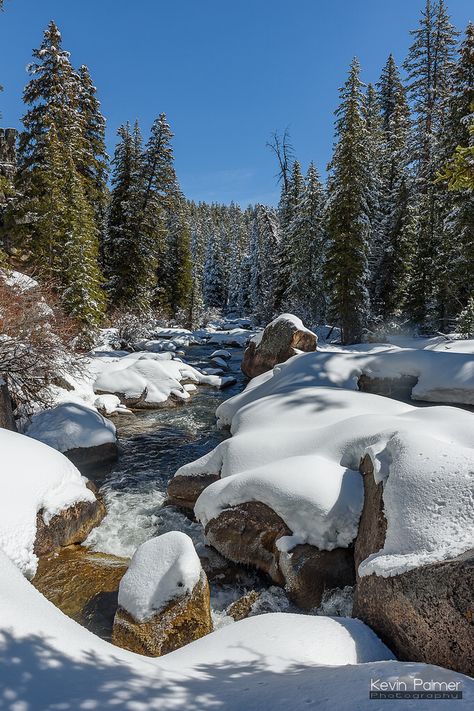 Wyoming Aesthetic Winter, Snowy Mountains Aesthetic, Loz Aesthetic, Environment Photography, Snowy River, Winter Landscape Photography, Mountains Aesthetic, Snow Mountains, Mountain Waterfall