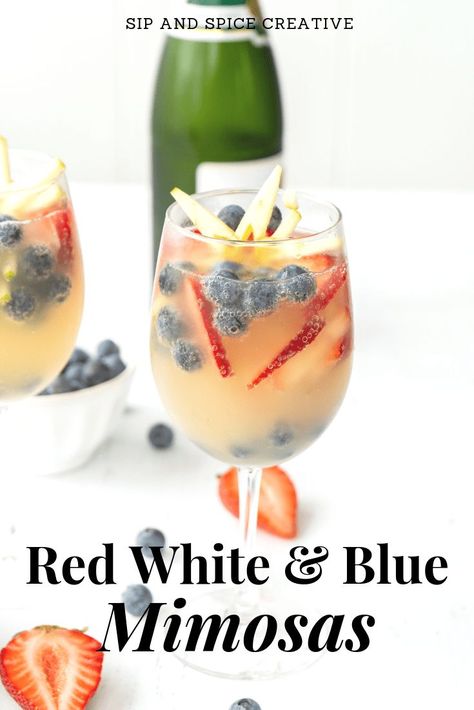 Nothing's more festive than a Red White and Blue Mimosa for July 4th Brunch! | Sip and Spice #mimosas #redwhiteandblue #july4threcipe Blue Mimosa, Gluten Free Cocktails, Breakfast Cocktails, Low Carb Cocktails, Healthy Cocktails, Strawberry Wine, Best Cocktail Recipes, Holiday Brunch, Flag Day