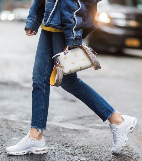 Best Fendi Bags: 8 Styles Worth Saving For | Who What Wear Fendi By The Way Outfit, Fendi By The Way Mini, Mini Bag Outfit, Fendi Outfit, Fendi Peekaboo Mini, Fusion Fashion, Fendi By The Way, Excess Baggage, Fendi Mini