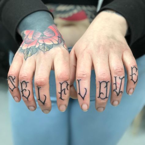 Self love finger tattoos Self Love Finger Tattoo, Letter Finger Tattoos For Women, Love Tattoo On Finger, Knuckle Tattoos Words, Word Finger Tattoos, Knuckle Tattoos For Women, Tattoos Self Love, Men Finger Tattoos, Love Finger Tattoo