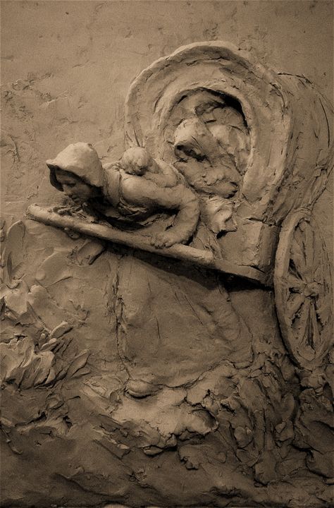 Handcart Mom, Clay for large relief sculpture, Martins Cove Wyoming by LeRoy Transfield 2005 High Relief Sculpture Clay, Clay Bas Relief, Relief Sculpture Clay, Relief Sculpture Ideas, Clay Relief, Sculpture Relief, Drywall Art, Ceramic Sculpture Figurative, Sculpture Art Clay