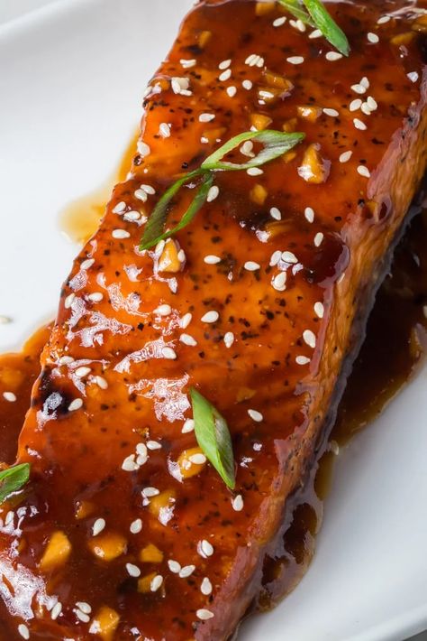 Soy Ginger Salmon In Less Than 30 Minutes 1 Ginger Scallion Salmon, Salmon With Ginger Soy Sauce, Soy Ginger Salmon, Salmon Dinners, Soy Ginger Sauce, Soy Ginger, Fish Dinners, Fish Marinade, Salmon Recipes Baked Healthy