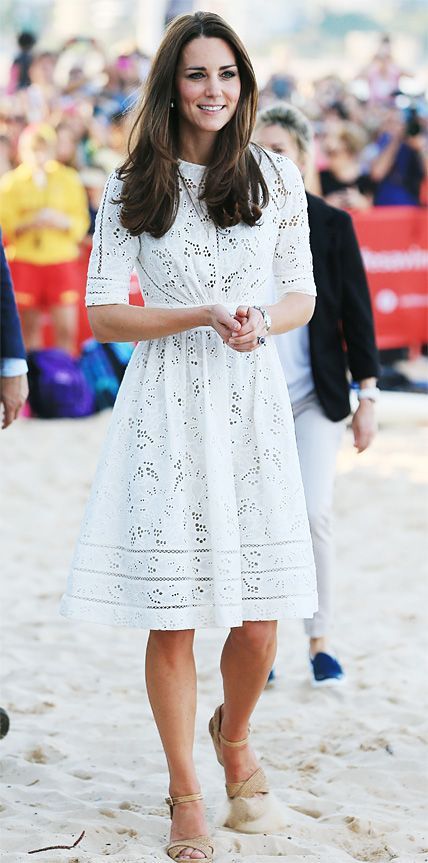 cf1f78fe923afe05f7597da2be7a3da8 Moda Kate Middleton, White Lace Cocktail Dress, Unconventional Wedding Dress, Kate Middleton Style, Cocktail Dress Lace, Princess Kate, Kate Middleton, Her Style, Modest Fashion