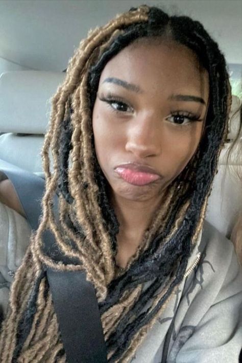 Spring Twist Hair, Afro Twist, Marley Hair, Synthetic Hair Extensions, Braiding Hair, Twist Hairstyles, Crochet Hair Styles, Aesthetic Hair, Braid Styles