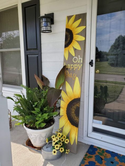 Sunflower Sign, Plank Art, Wood Yard Art, Fall Canvas Painting, Barn Wood Crafts, Door Signs Diy, Wood Art Projects, Wooden Welcome Signs, Diy Porch